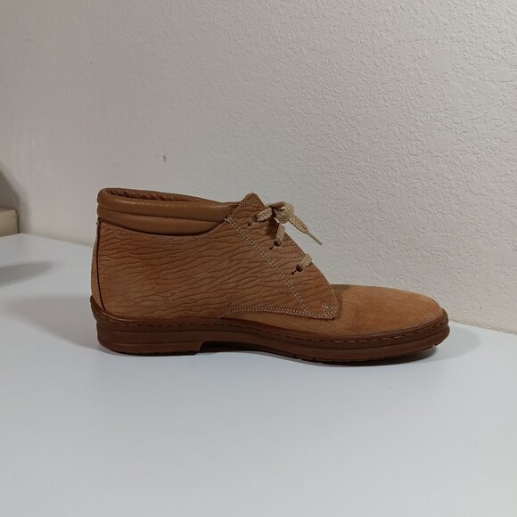 Johnston & Murphy Copperstone Chukka Boots, size 8 1/5 M - Picture 7 of 11